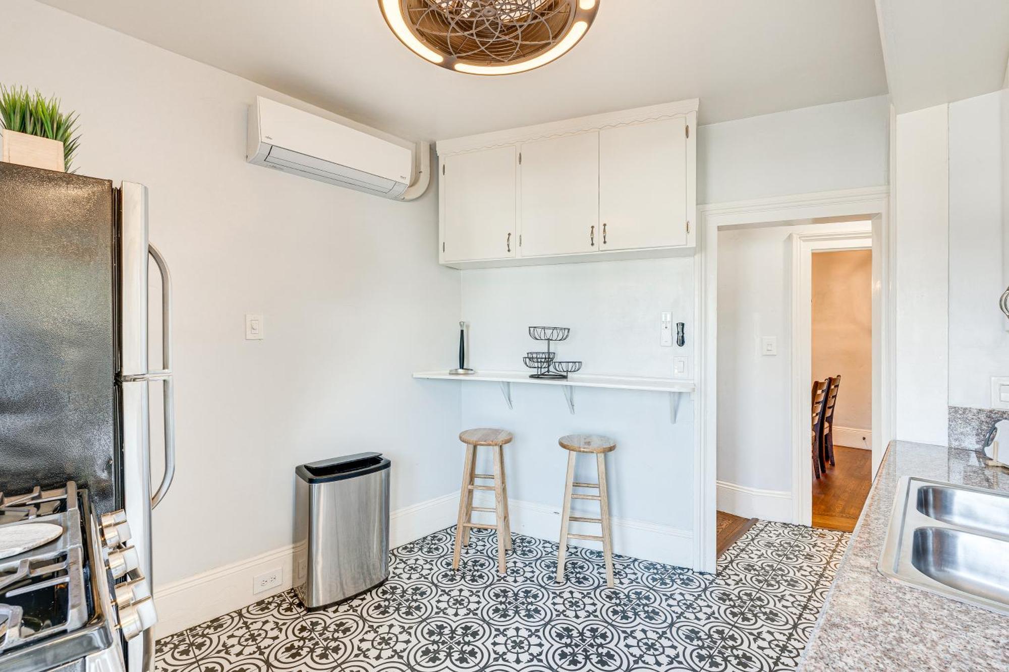 Bright Woodland Apartment Walk To Main Street מראה חיצוני תמונה